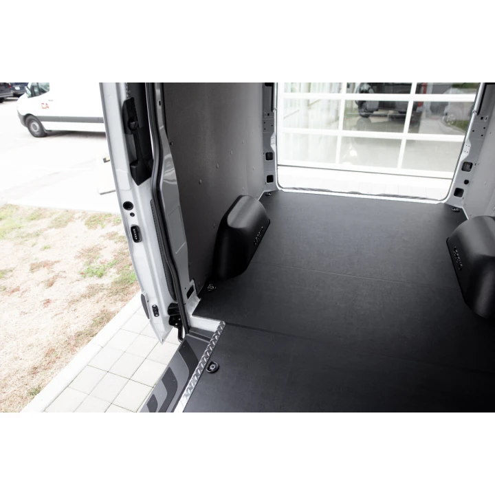 MERCEDES SPRINTER - StabiliGrip flooring