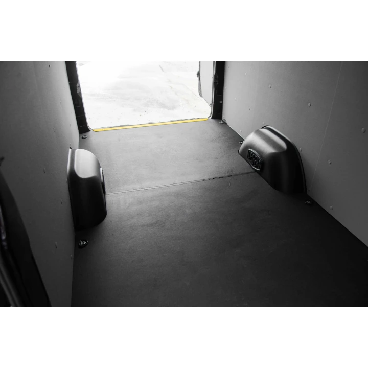 MERCEDES SPRINTER - StabiliGrip flooring