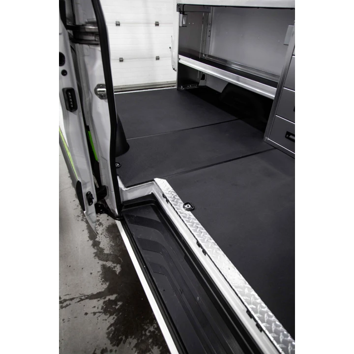 MERCEDES SPRINTER - StabiliGrip flooring