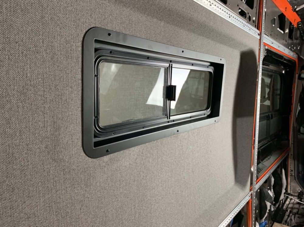 CRL PILL WINDOW TRIM - TRANSIT ADVENTURE WAGON FORMED WINDOWS - FVCO