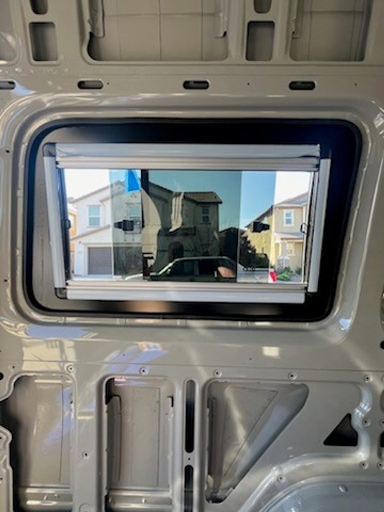 VWD Double-Sliding Van Window (T905387L)