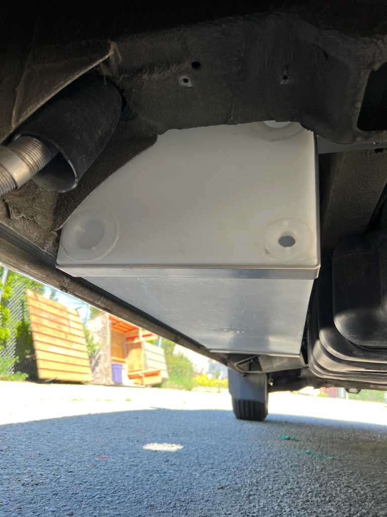 Transit Undermount Water Tank (17 Gallon)