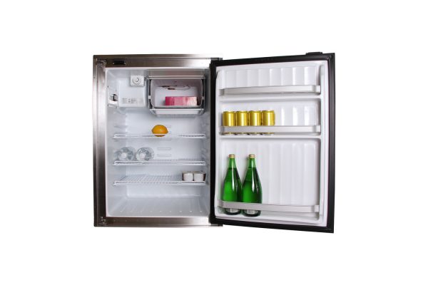 12-24 volts Refrigerator Nova Kool R5810 5.8 picu