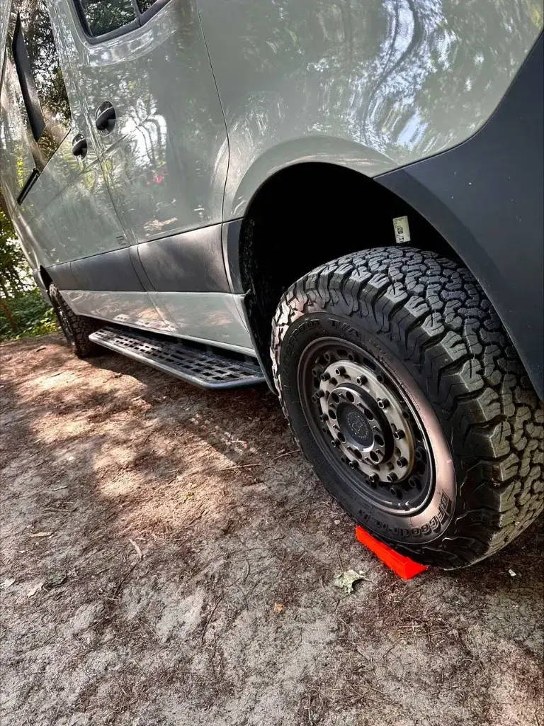 SLB Running Boards – Mercedes Sprinter (Small Driver Step + Full-Length Passenger)