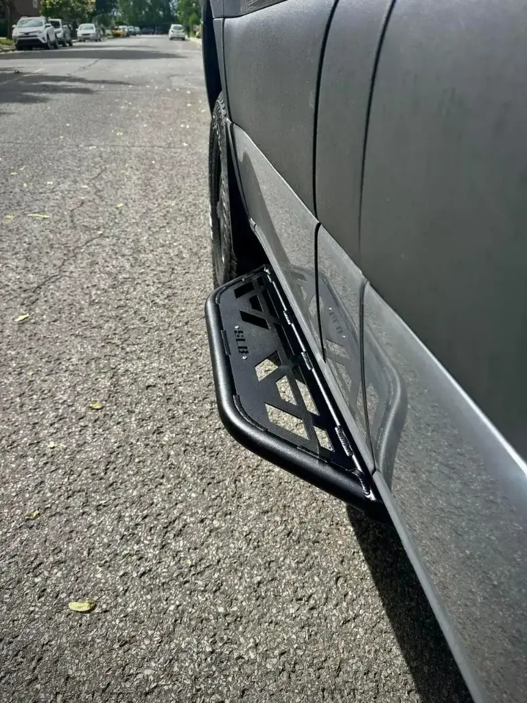 SLB Running Boards – Mercedes Sprinter (Small Driver Step + Full-Length Passenger)