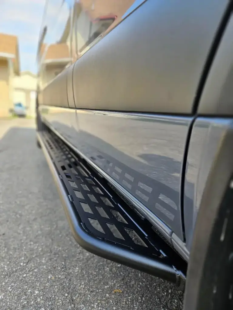 SLB Tubular Running Boards – Mercedes Sprinter 170WB (2007+)