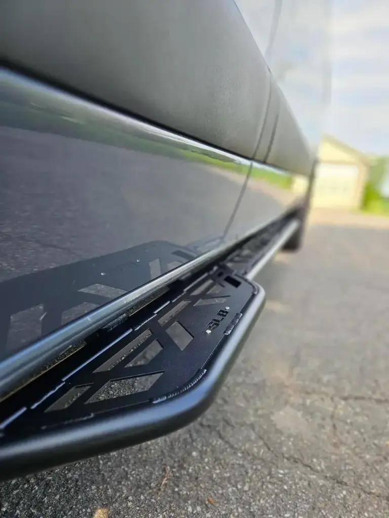 SLB Tubular Running Boards – Mercedes Sprinter 170WB (2007+)