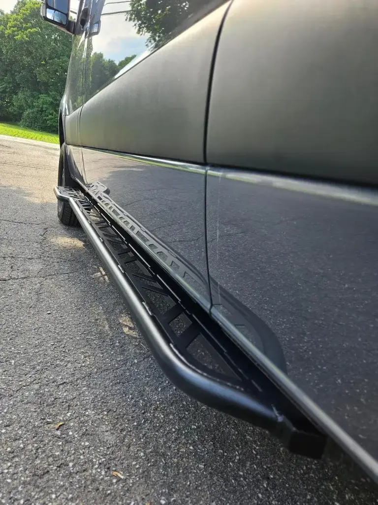 SLB Tubular Running Boards – Mercedes Sprinter 170WB (2007+)