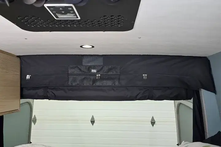 D-Pillar Trim Organizer | MB Sprinter 2019+