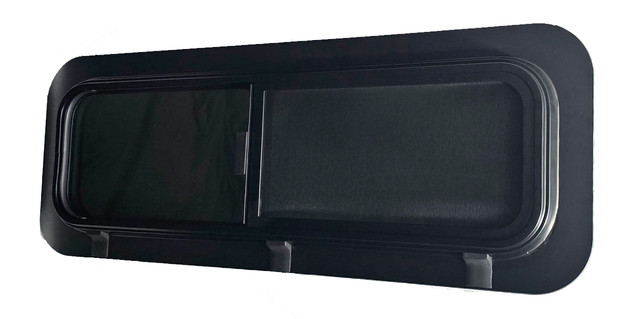 VWD 40" x 15" R Half-Slider Bunk Window - Passenger Side