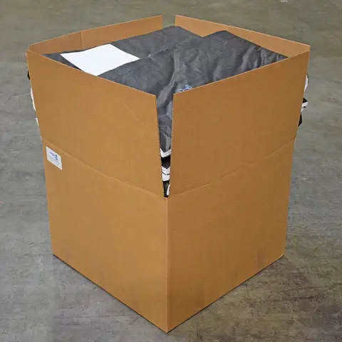 3M™ Thinsulate™ Van Insulation Kit for 2007+ Mercedes Sprinter 144''WB Low Roof 6.webp