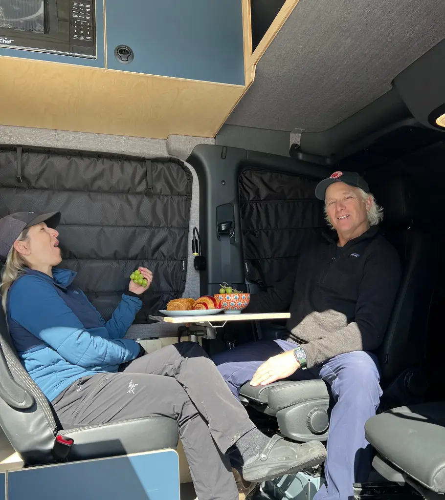 Crew window Sprinter 2007-2025 2.webp