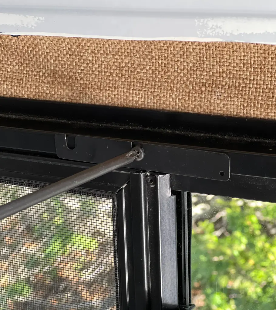 Universal side window cover 6.webp