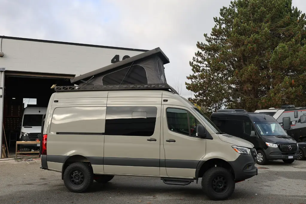 Sprinter Carbon Fiber Roof-Top Tent System 10.webp