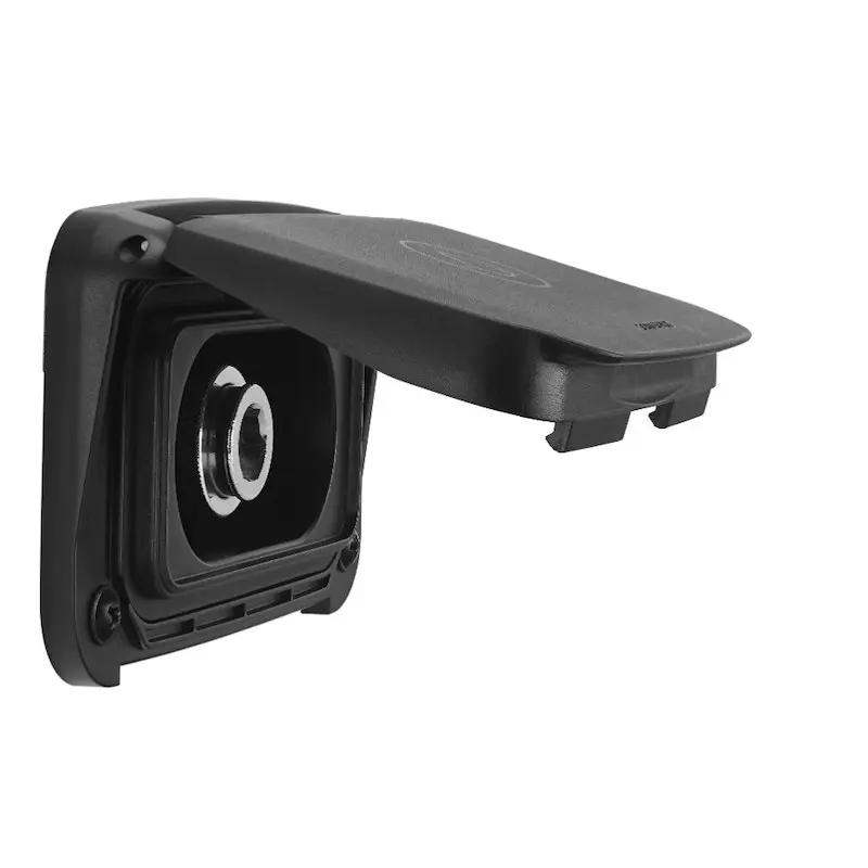 ScanStrut Exterior Shower 2.webp