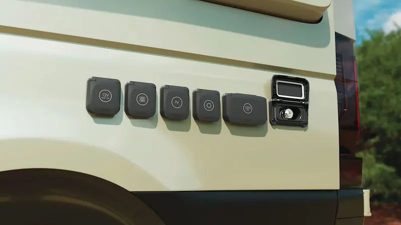 ScanStrut Exterior Shower 9.webp