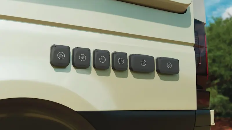 ScanStrut Exterior Shower 10.webp