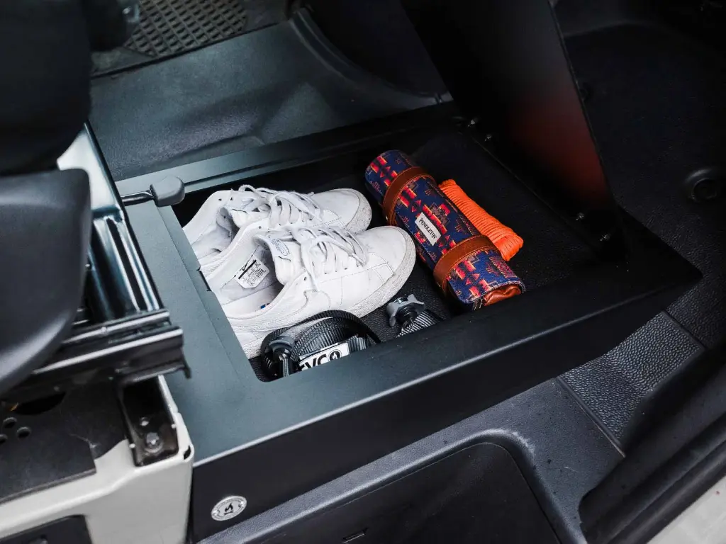 Sprinter Van Passenger Floor Riser Compartment 3.webp