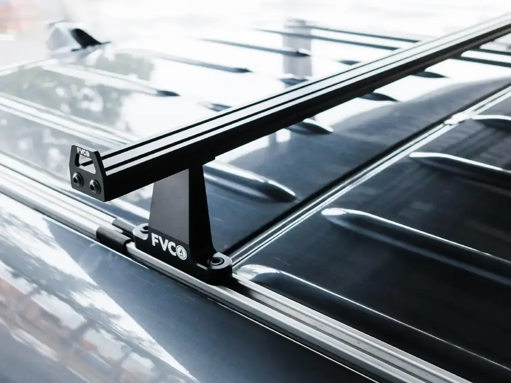 SP0151B-sprinter-crossbar-roof-rack-standard-on-high-roof.webp