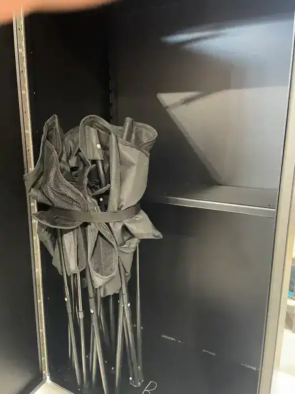 Medium vertical chest