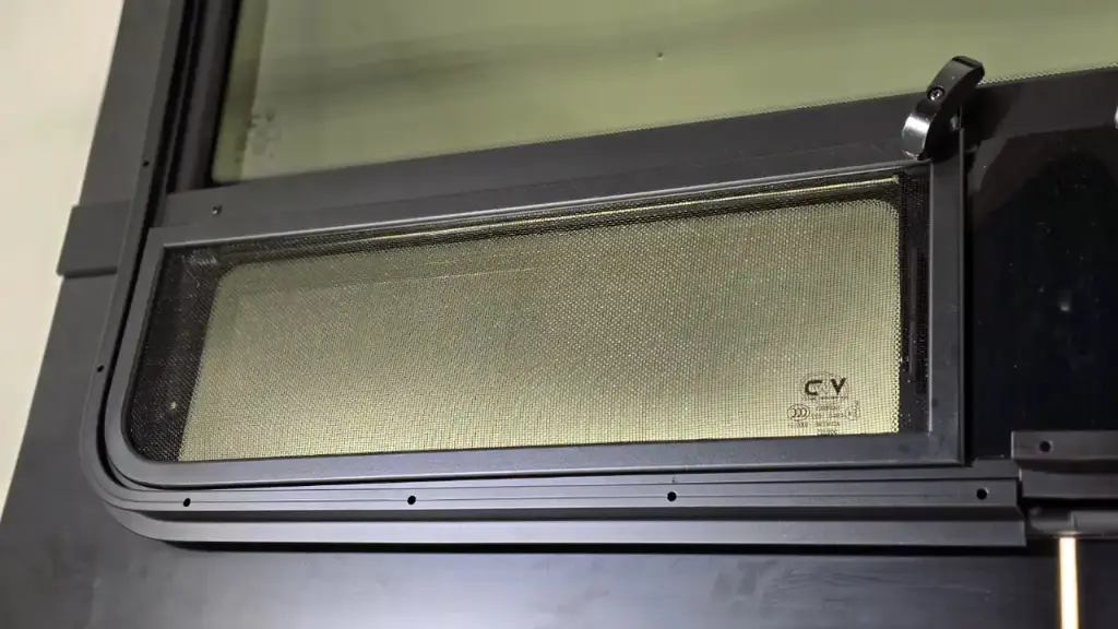 VWD Dual-Vent Van Window (SL101-DV) 