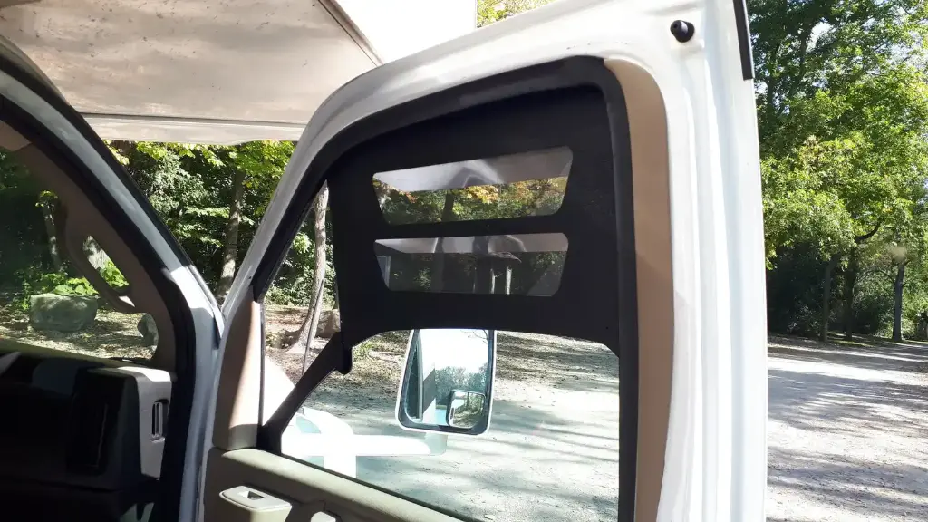 Moustiquaires GMC/SAVANA/CHEVROLET (1996 +)