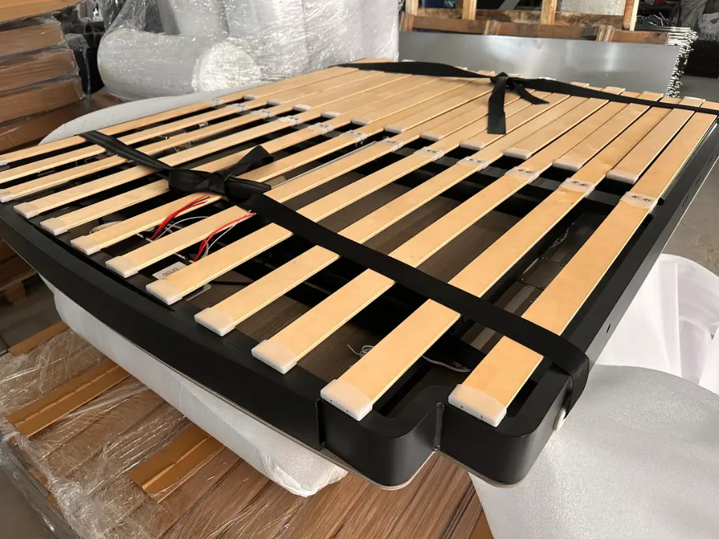 Camper Van Expandable Elevator Bed 15.webp