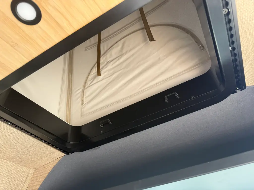 Sprinter Carbon Fiber Roof-Top Tent System 20.webp