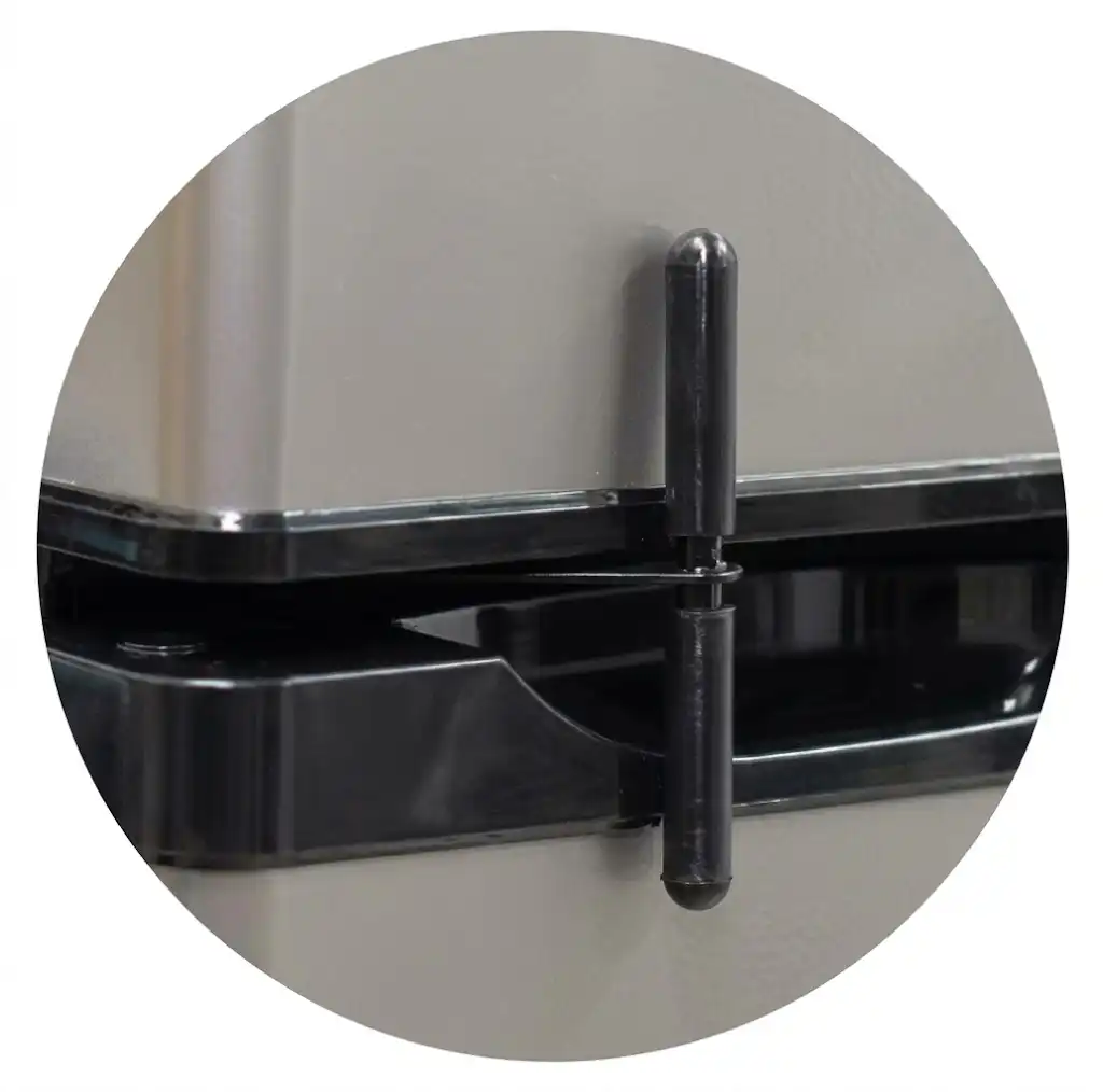 Solstice Model 133SS — Mid-Size Refrigerator with Freezer