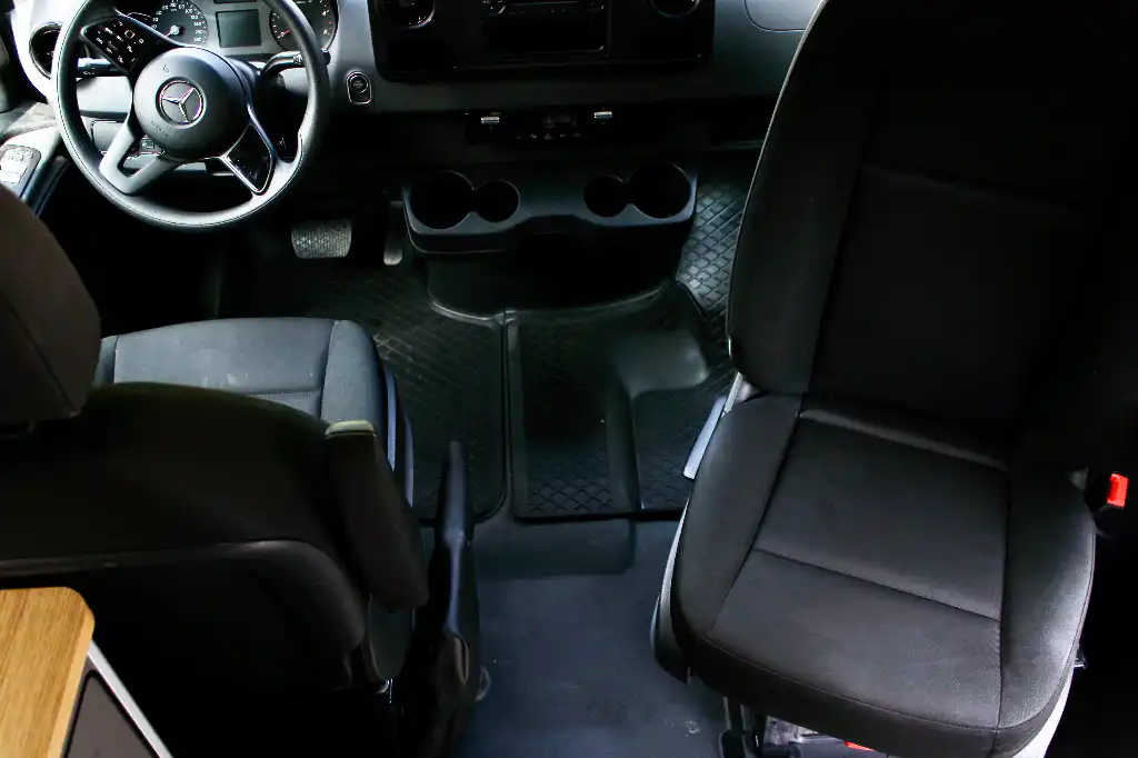 SWIVEL SEAT - RAM PROMASTER - VANEQUIPPED
