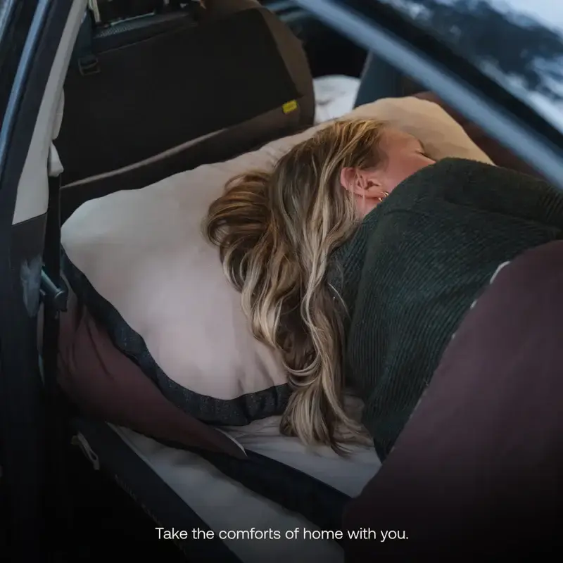Packable Camping Pillow - 02.webp