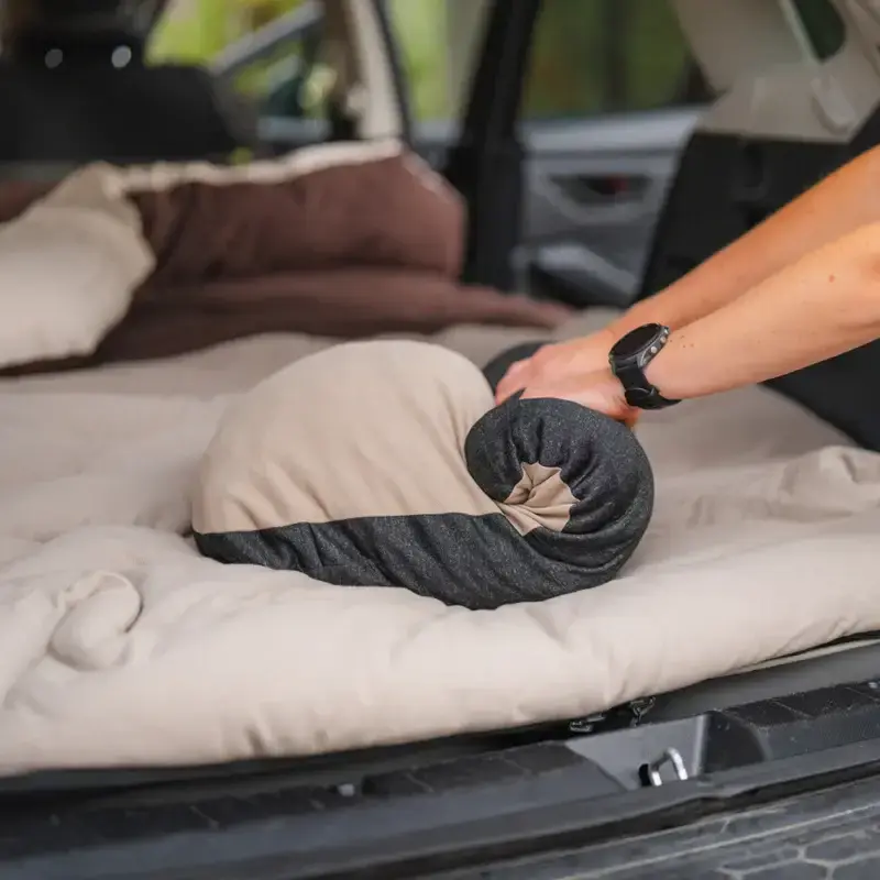 Packable Camping Pillow - 04.webp