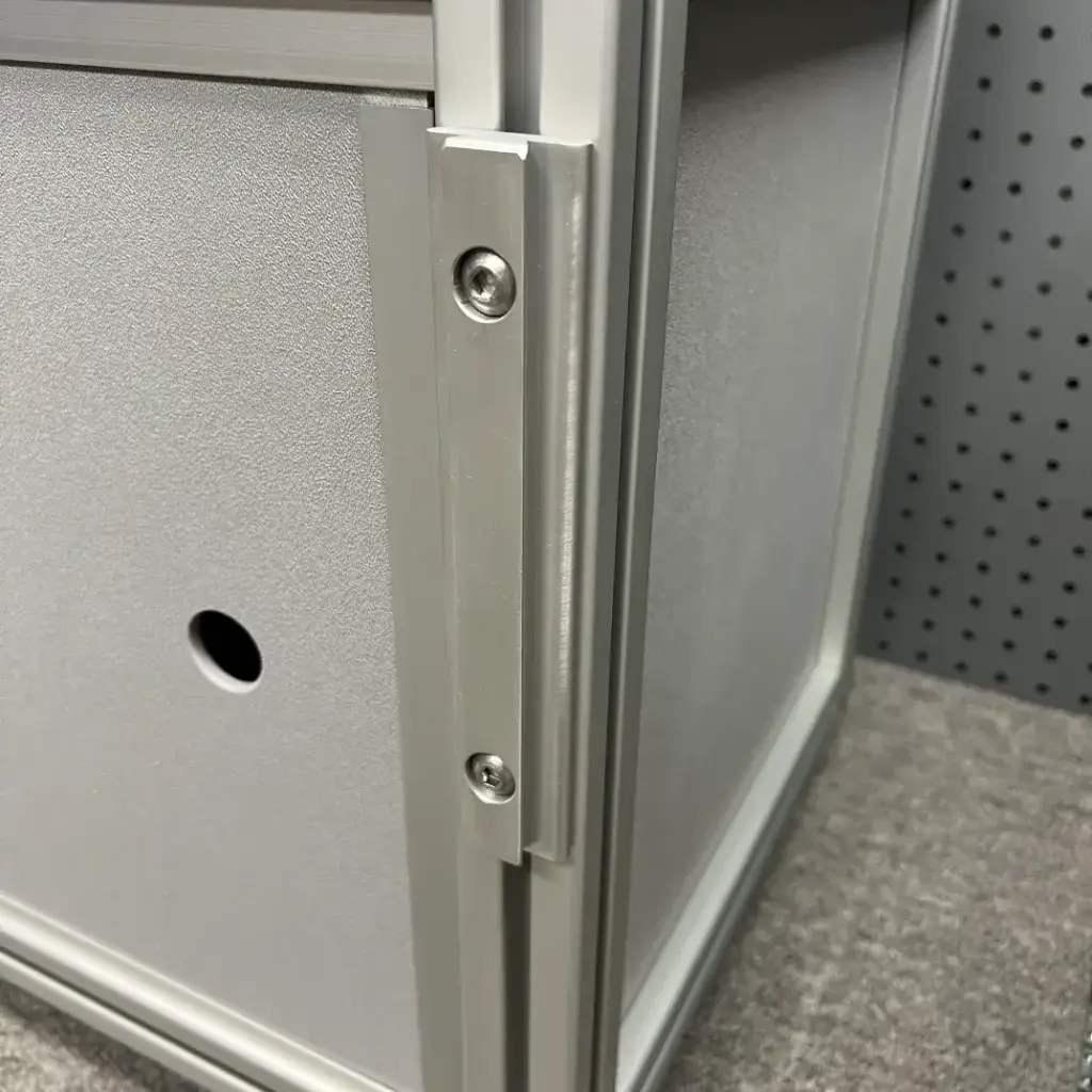 Lagun Slim Mounting Bracket - 03.webp