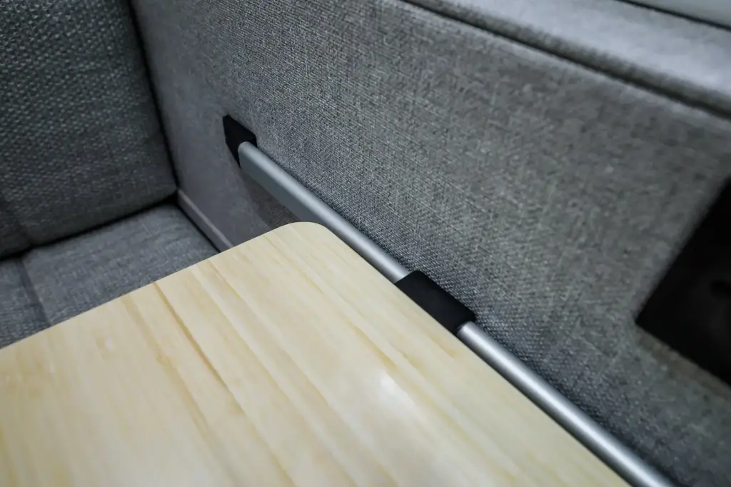 Stilo Sliding Support For Table - 03.webp