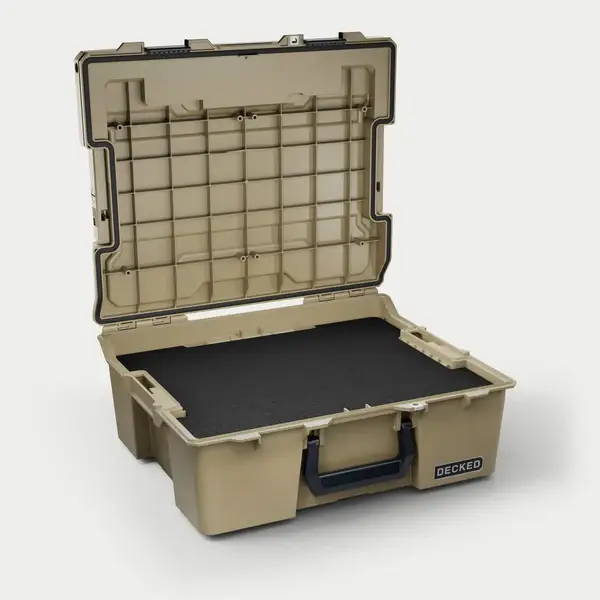 DECKED D-Co Case Halfrack 32 – Desert Tan with Black Latches