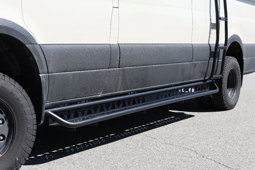 Sprinter Aluminum Running Boards With Drop-Down Sprinter 170