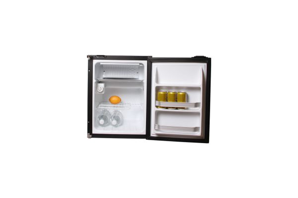 12-24 volts Refrigerator Nova Kool R1600 1.3 picu