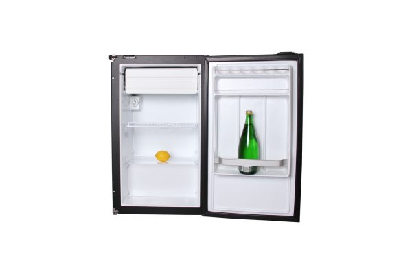 12-24 volts Refrigerator Nova Kool R2300 2.1 picu