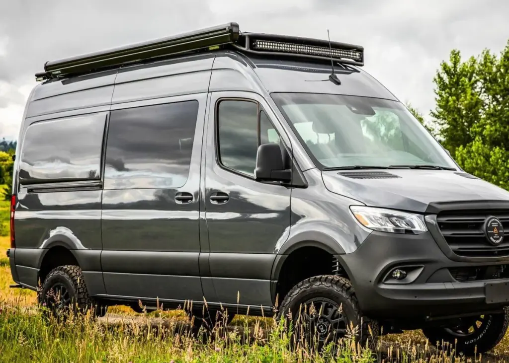Mercedes Sprinter Safari Rack 2.0 SLB (single light bar) - ROAMBUILT