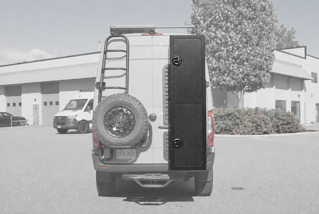 Trenta Ski / Multisport Storage Box - Carbon Fiber Version
